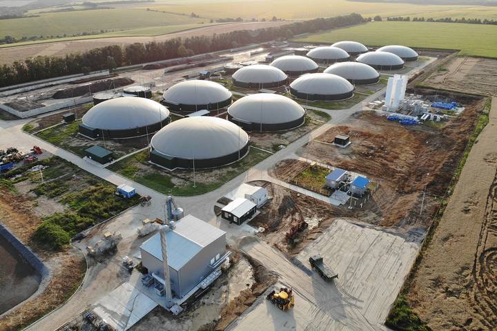 Discover the eco-friendly energy solution called biogas. Learn what is biogas, its benefits, production process, and applications,